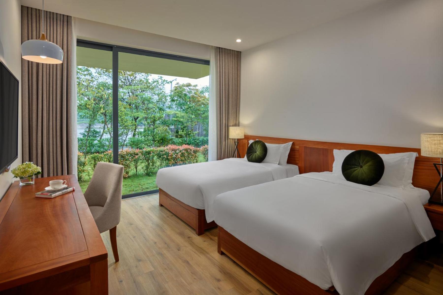 Wyndham Grand Vedana Ninh Binh Resort Exterior photo